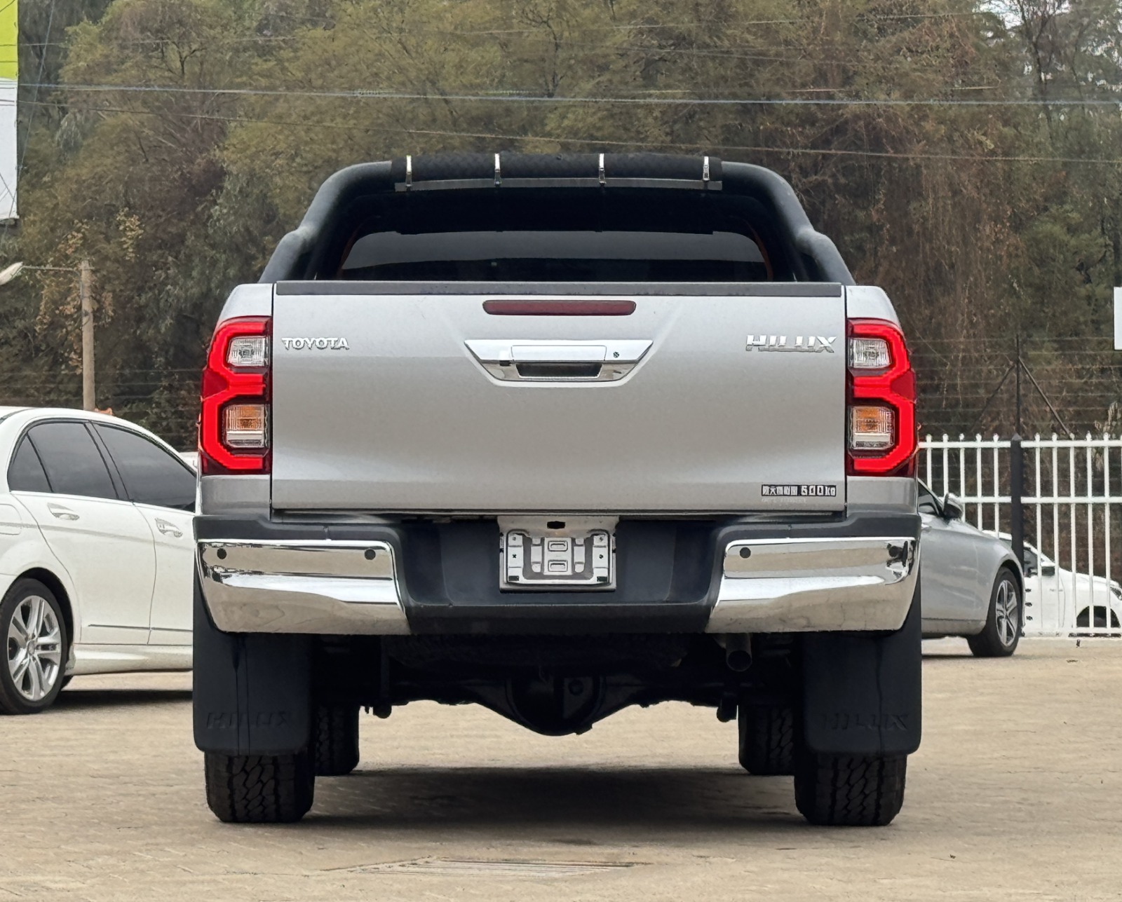 2020 Toyota HILUX photo 6