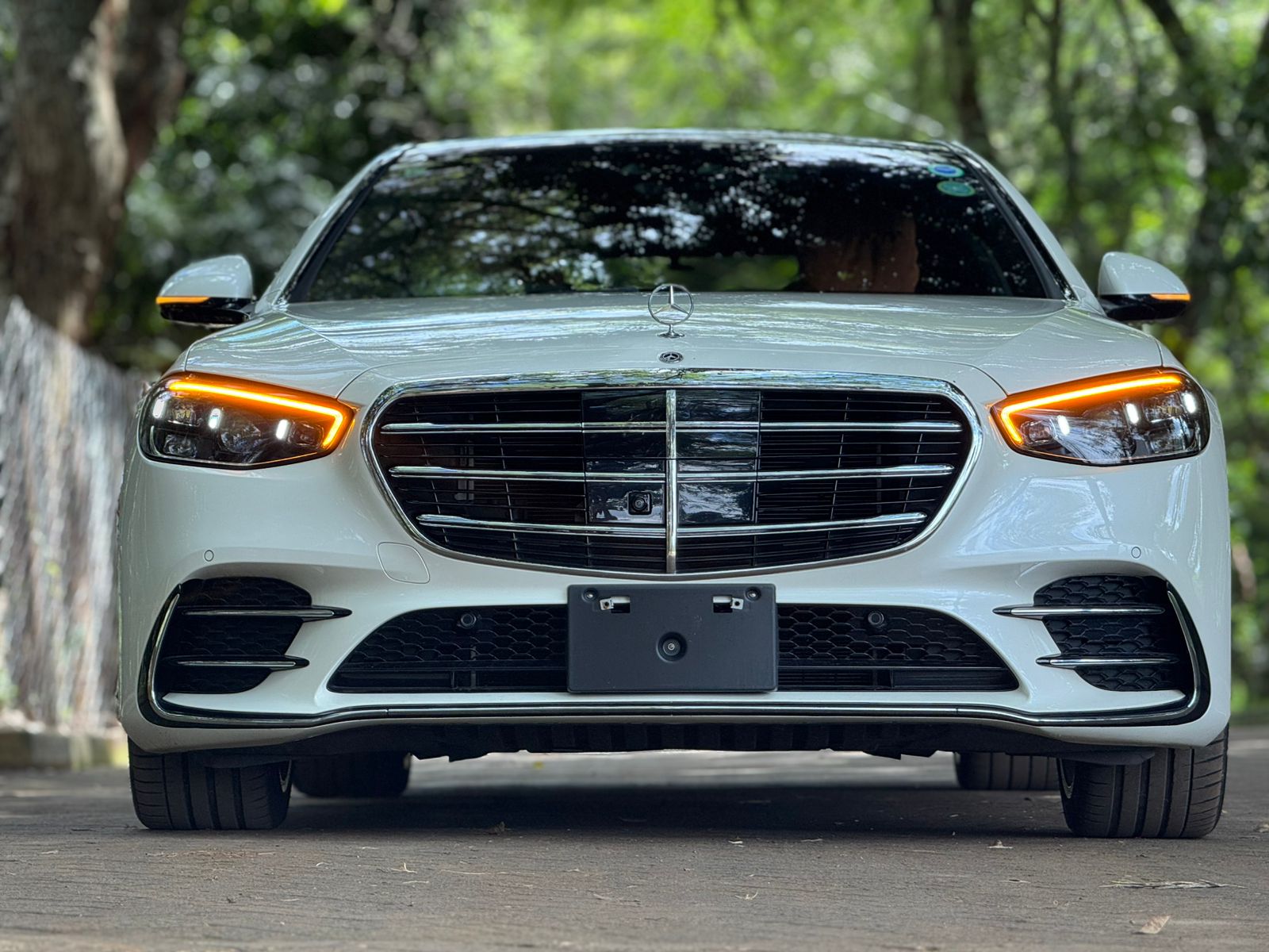2021 Mercedes S500 photo 2