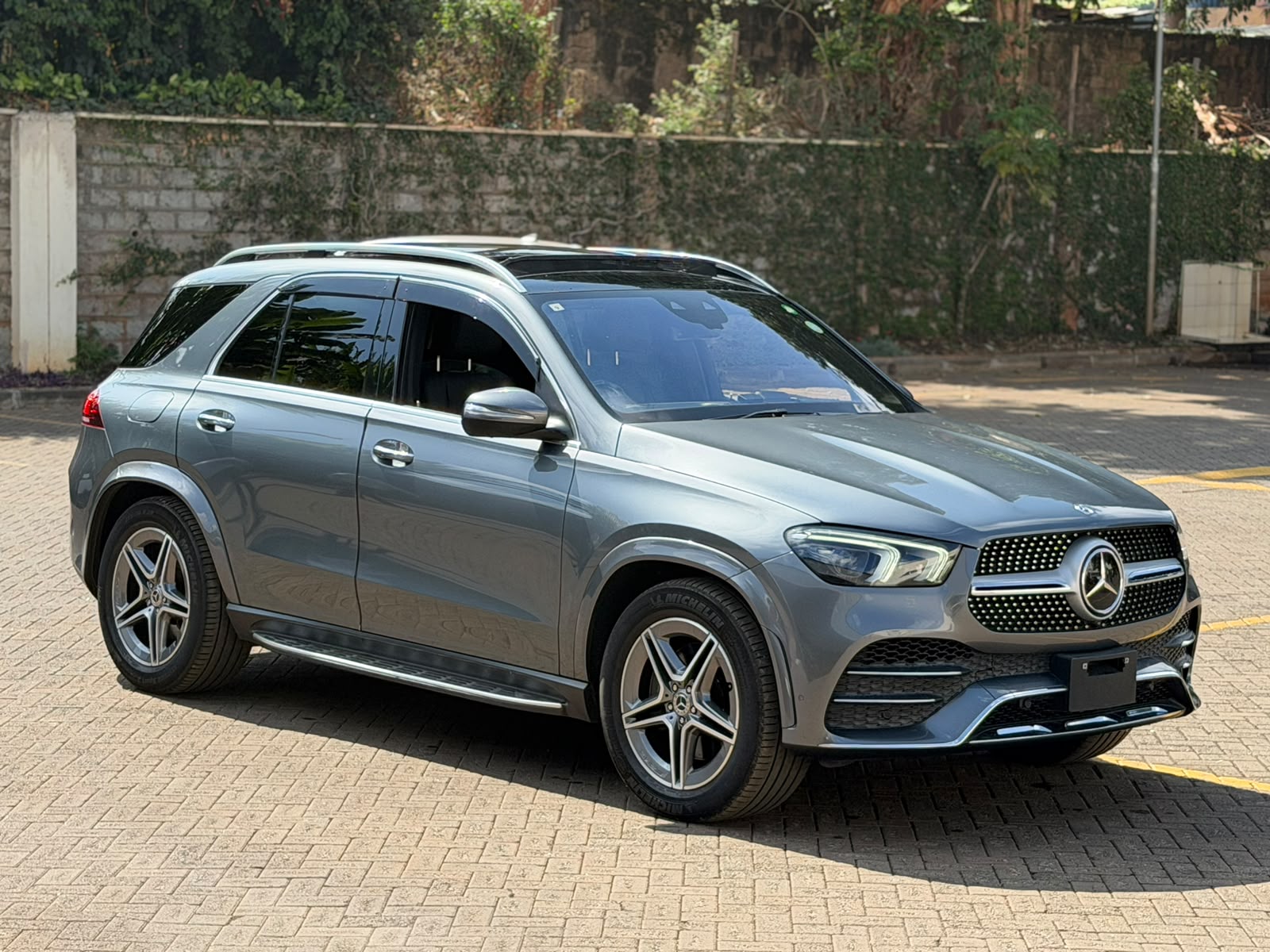 2019 Mercedes GLE400D  AMG-LINE S/W FULLSPEC photo 6