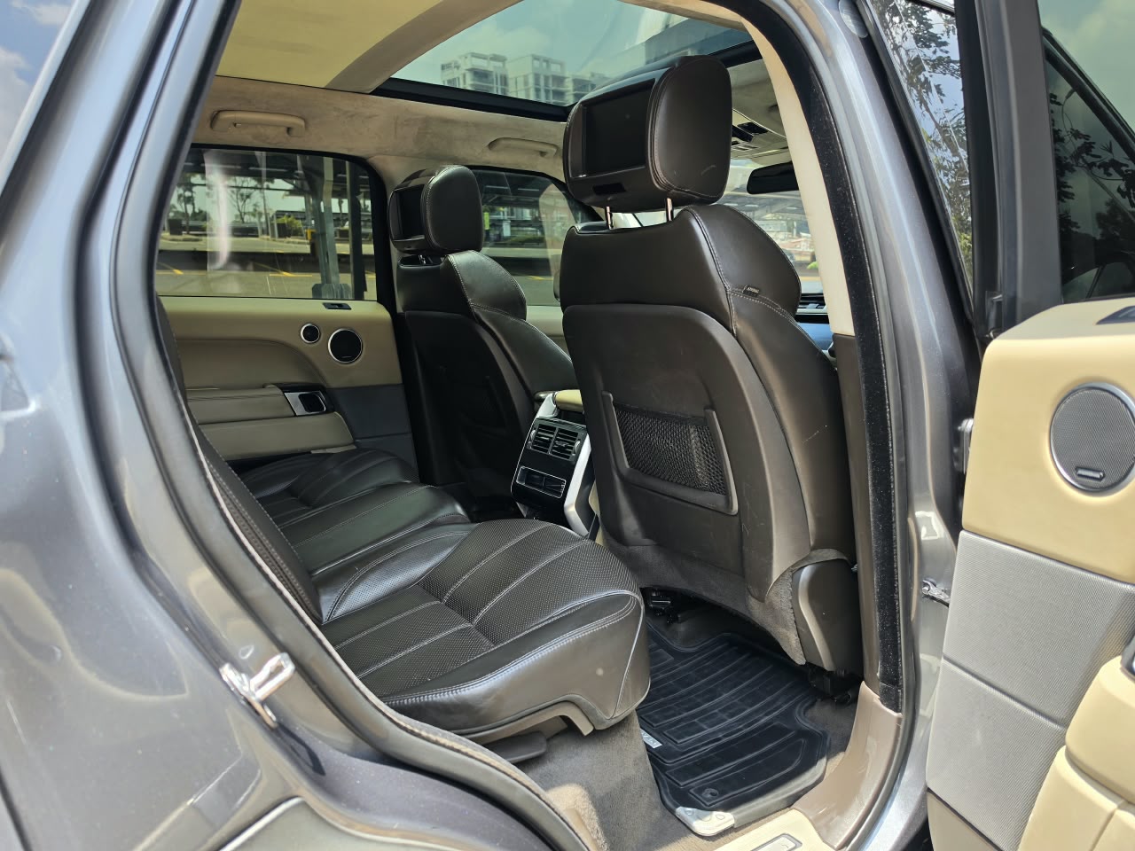 2015 Land Rover RANGE ROVER SPORT photo 15