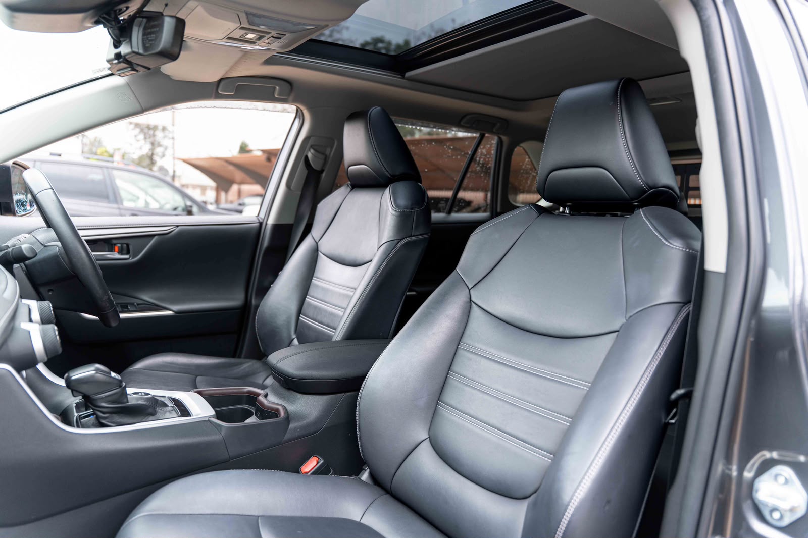 2019 Toyota RAV4 GZ Package photo 5