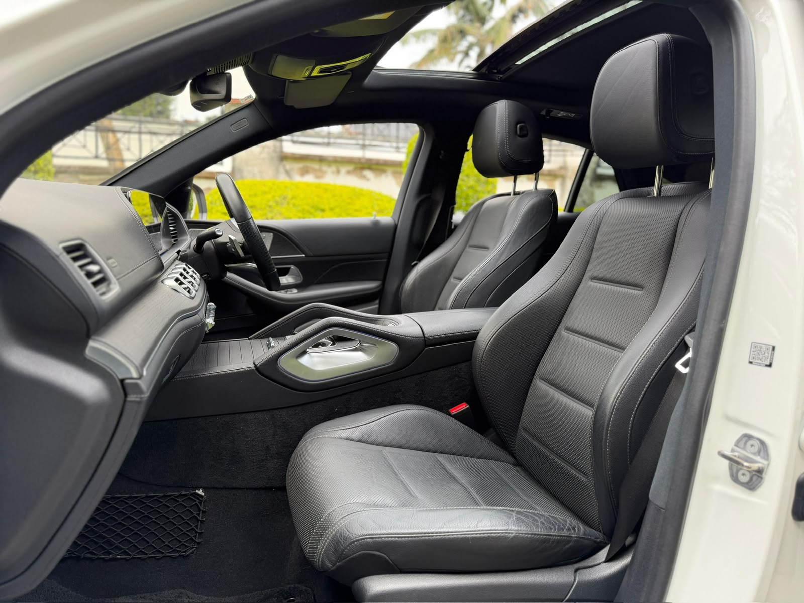 2020 Mercedes GLE400D AMG Line 4MATIC | BOUNCE EDITION photo 7