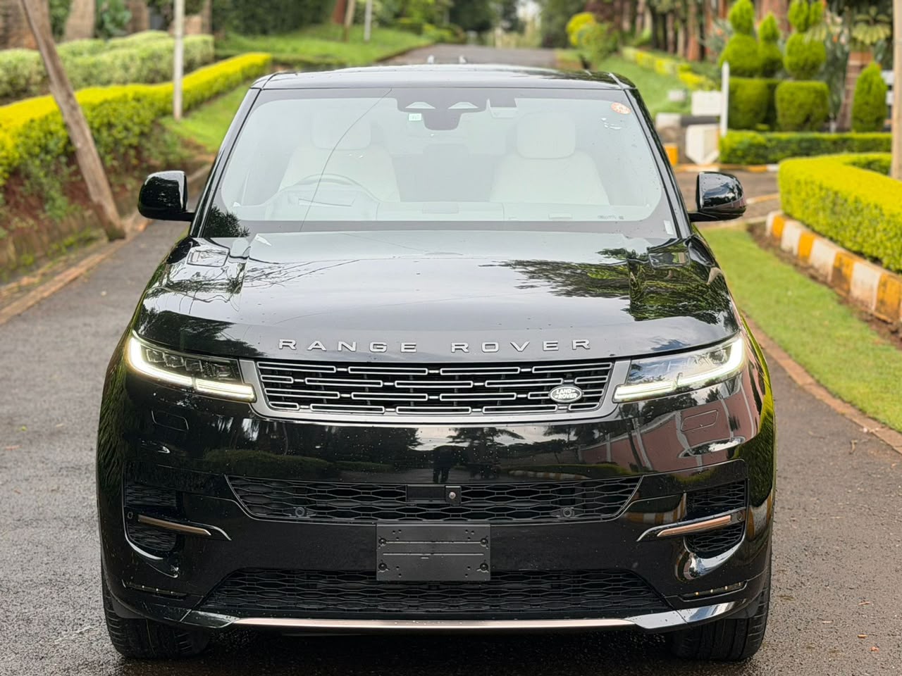 2023 Land Rover Autobiography (New Shape) photo 8