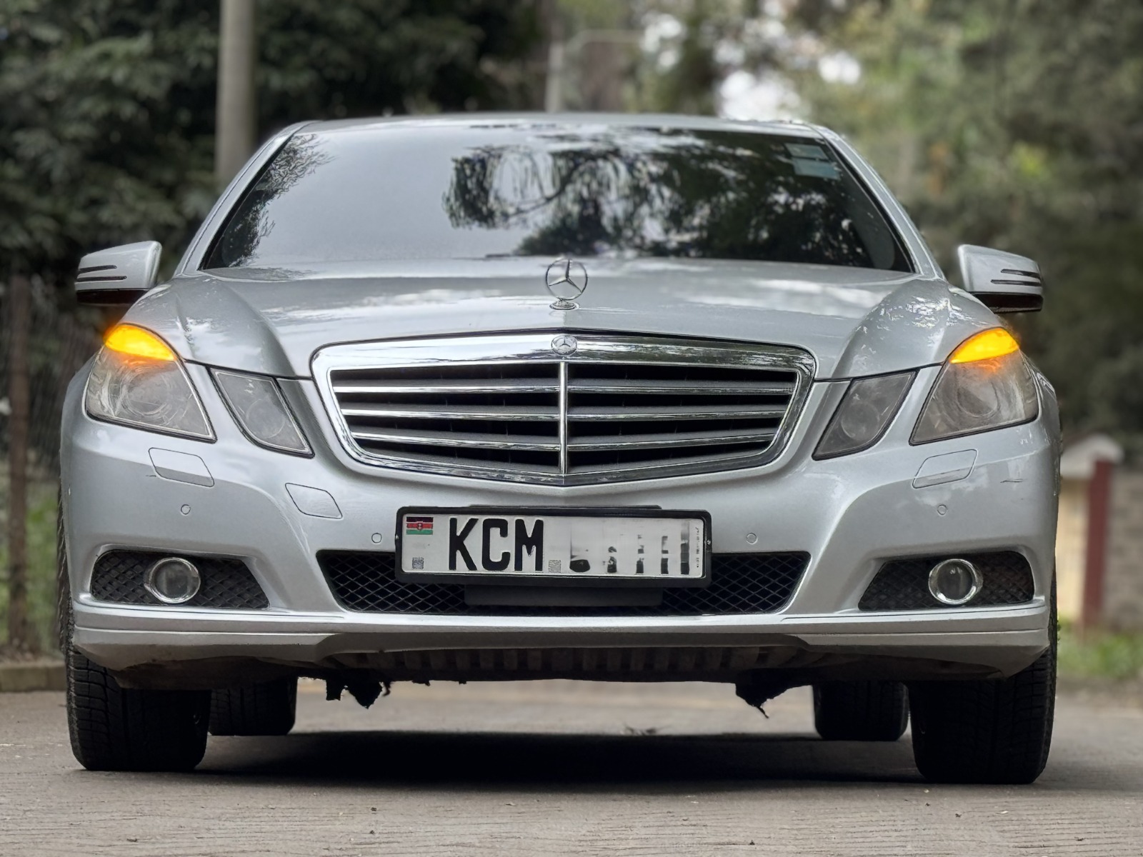 Mercedes 𝐌𝐞𝐫𝐜𝐞𝐝𝐞𝐬 𝐁𝐞𝐧𝐳 𝐄𝟐𝟓𝟎