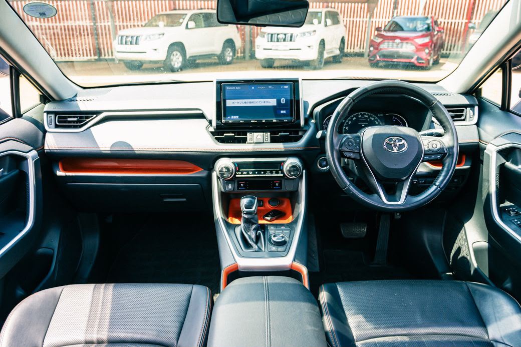 2020 Toyota RAV4 Adventure photo 5