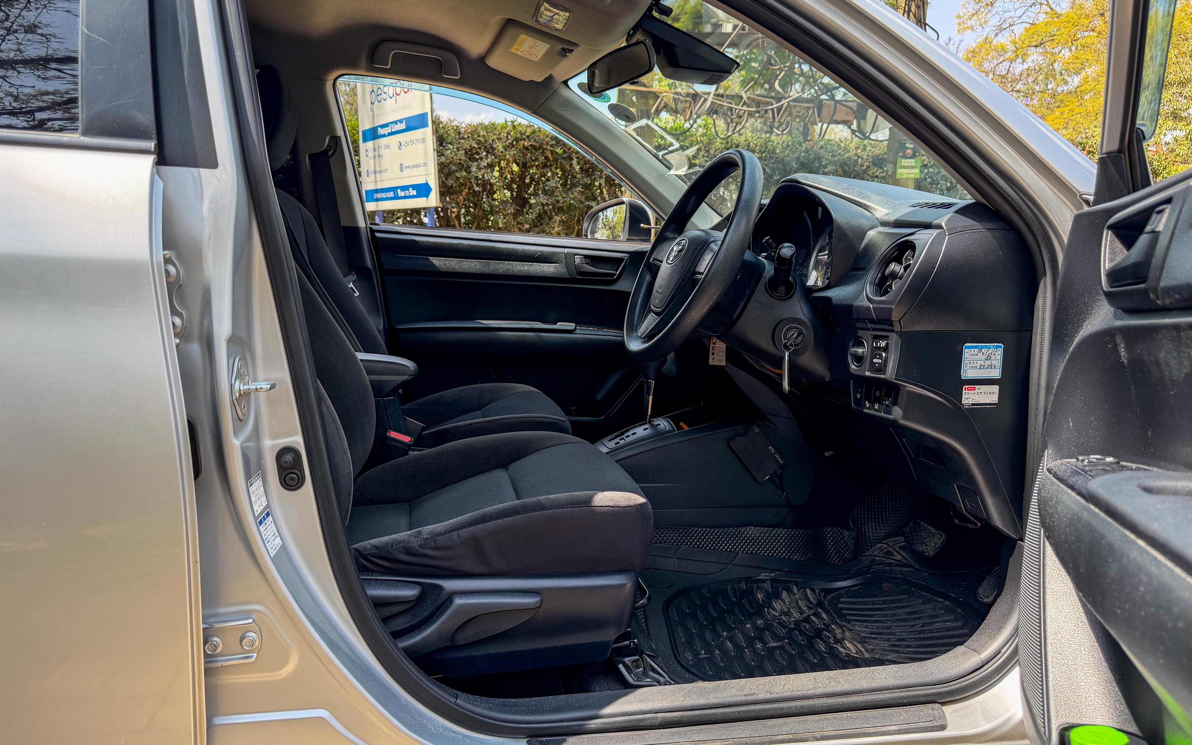 2018 Toyota Axio photo 10