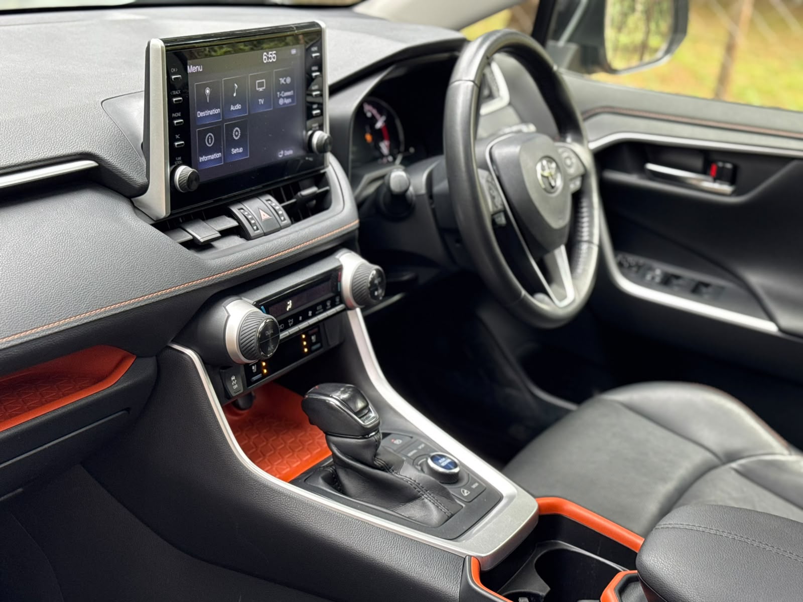 2021 Toyota RAV4 ADVENTURE photo 6