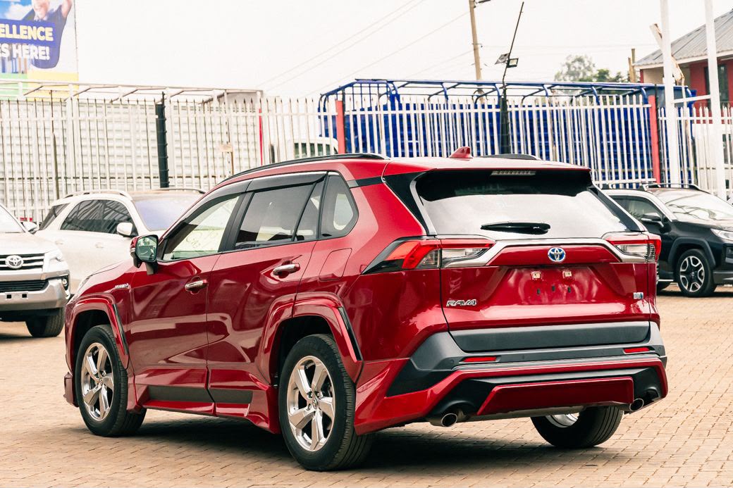 2019 Toyota RAV4 Hybrid photo 7