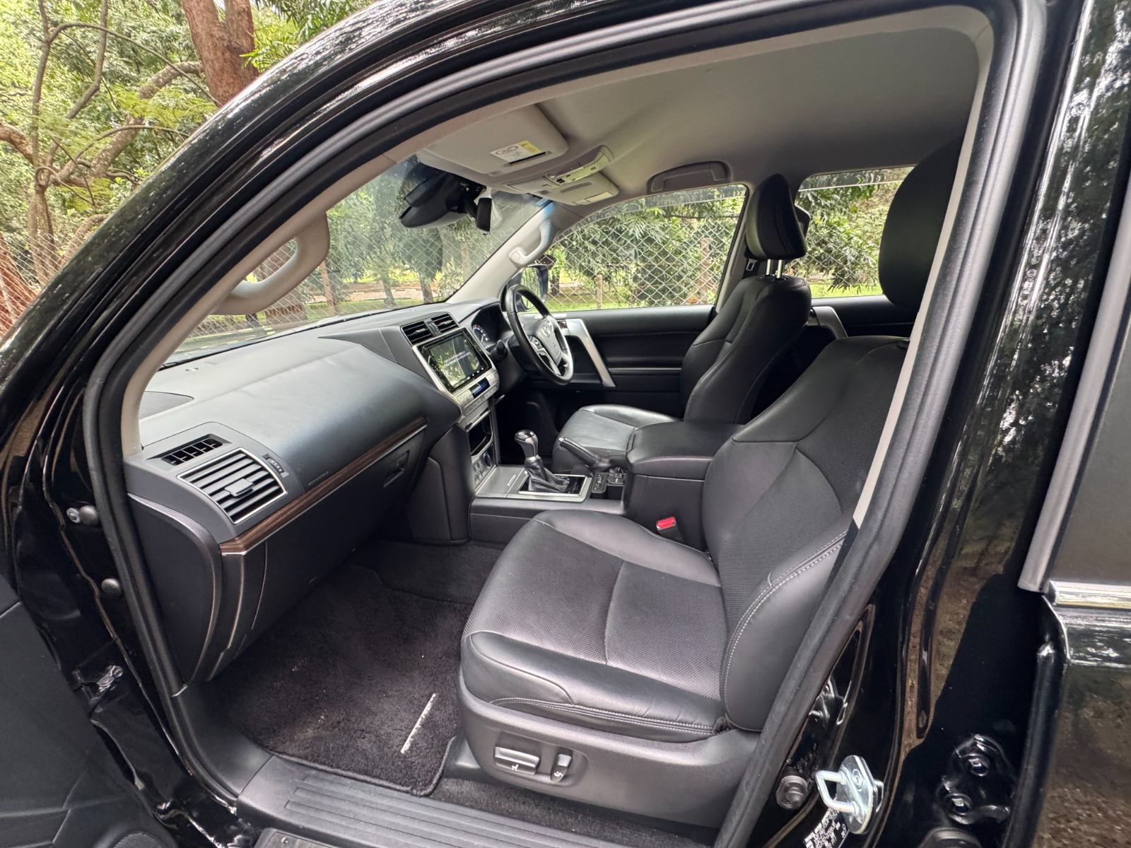 2021 Toyota 𝐋𝐀𝐍𝐃𝐂𝐑𝐔𝐈𝐒𝐄𝐑 𝐏𝐑𝐀𝐃𝐎 𝐓𝐗.𝐋 photo 15