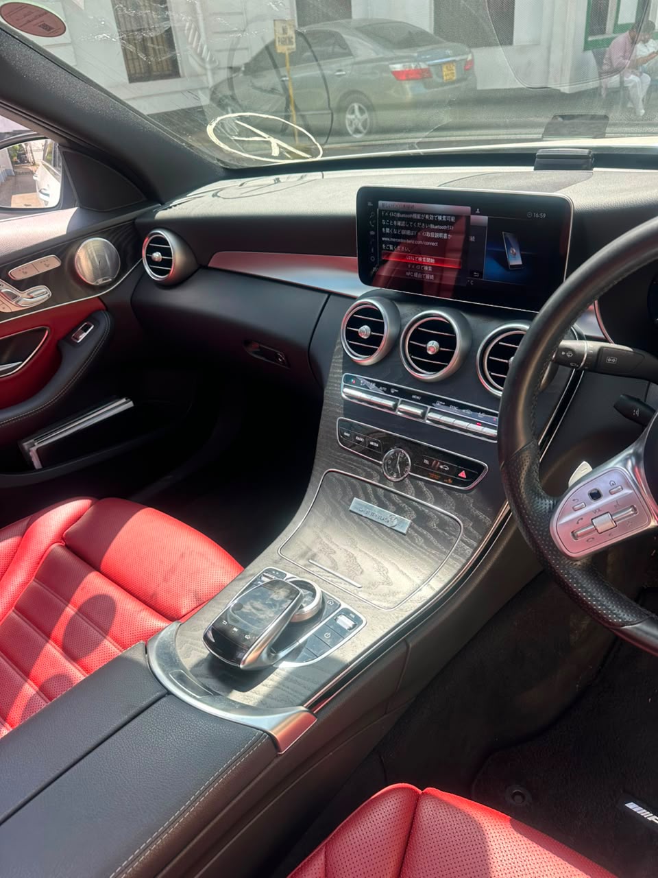 2019 Mercedes C200 photo 10