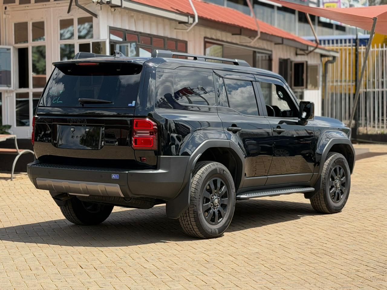 2024 Toyota Land Cruiser J250 photo 12