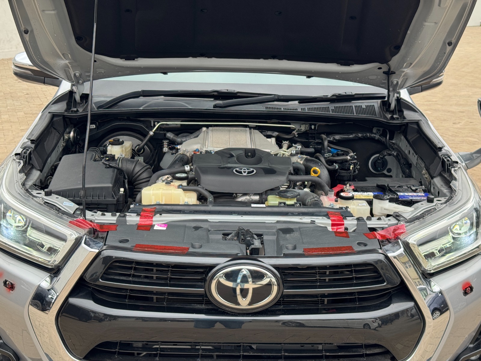 2020 Toyota HILUX photo 7