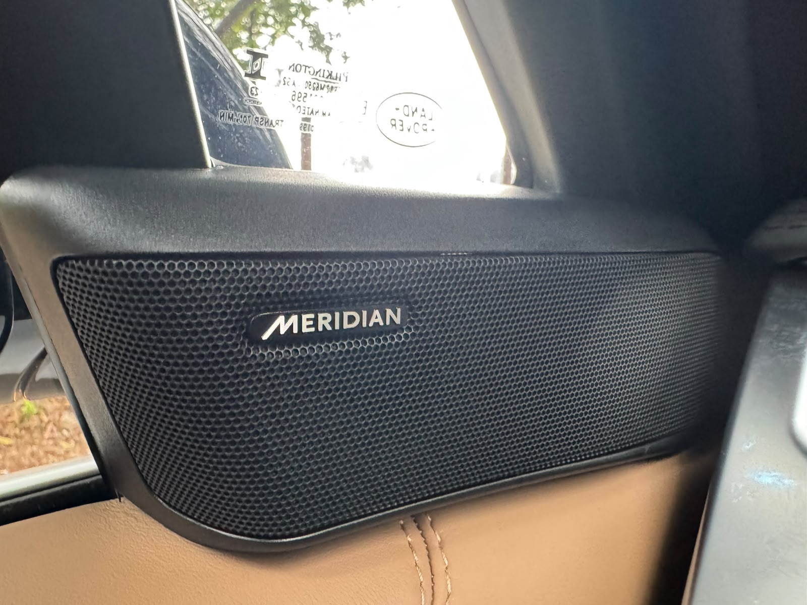 2023 Land Rover 𝐑𝐀𝐍𝐆𝐄 𝐑𝐎𝐕𝐄𝐑 𝐕𝐎𝐆𝐔𝐄 𝐃𝟑𝟎𝟎 photo 12