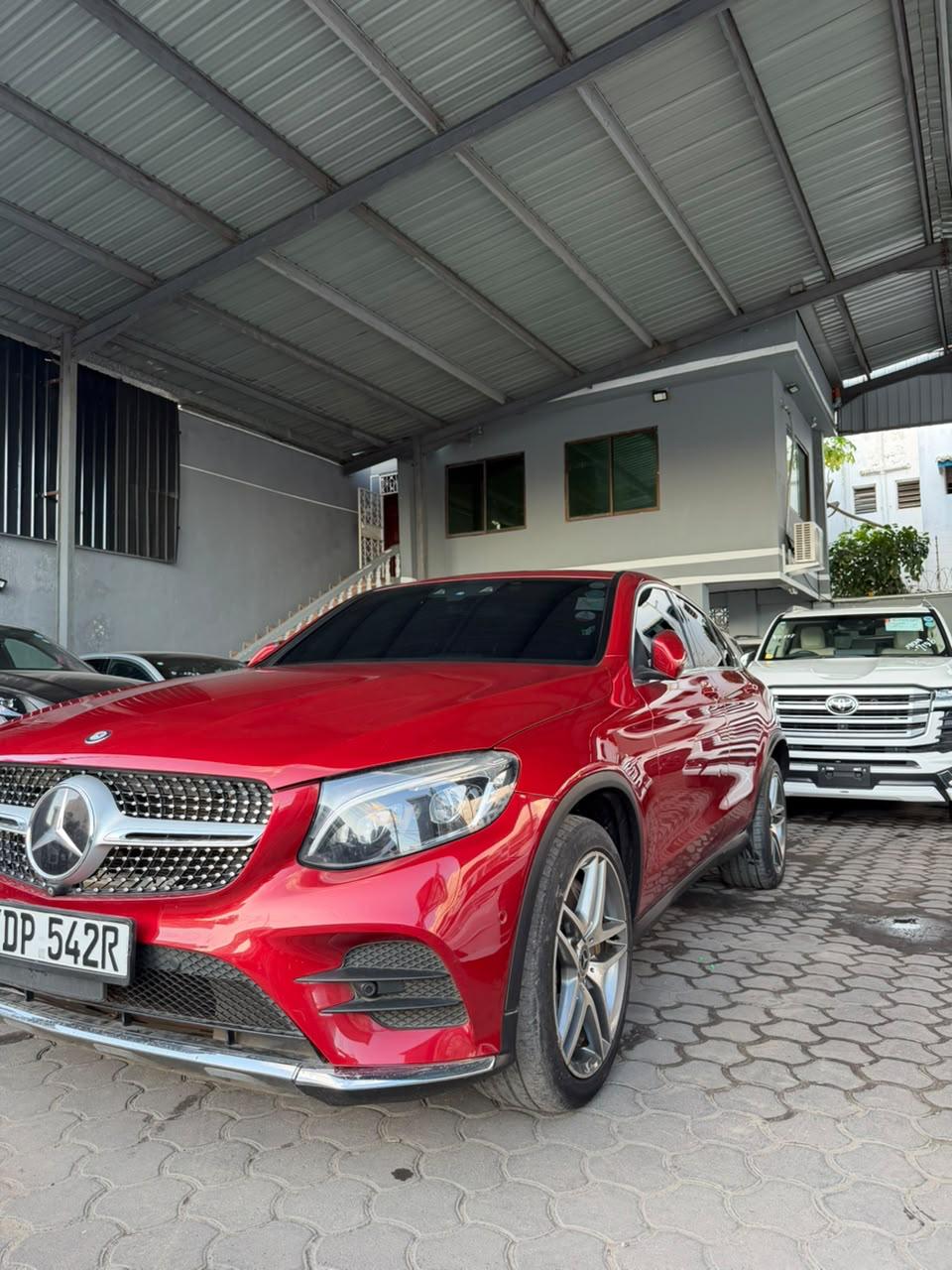 Mercedes GLC250 Sunroof