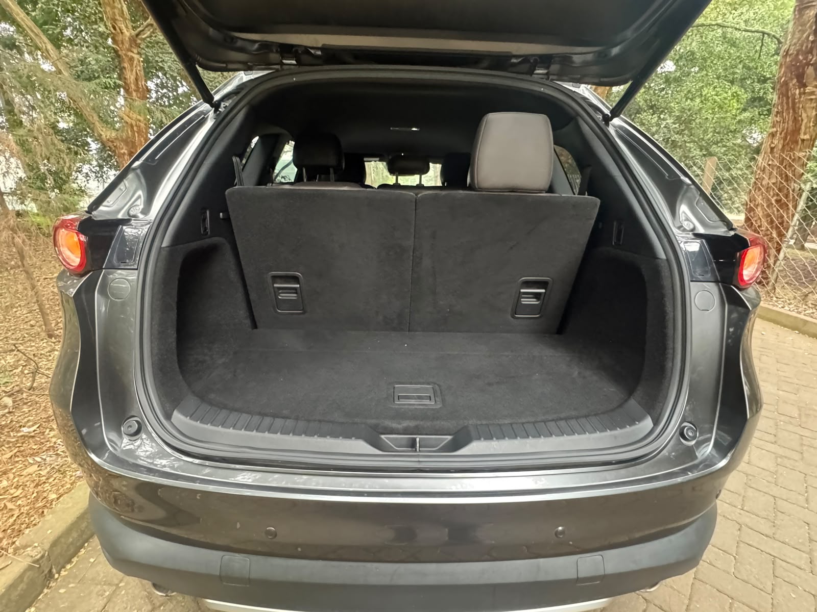 2020 Mazda 𝐌𝐀𝐙𝐃𝐀 𝐂𝐗-𝟖 photo 17