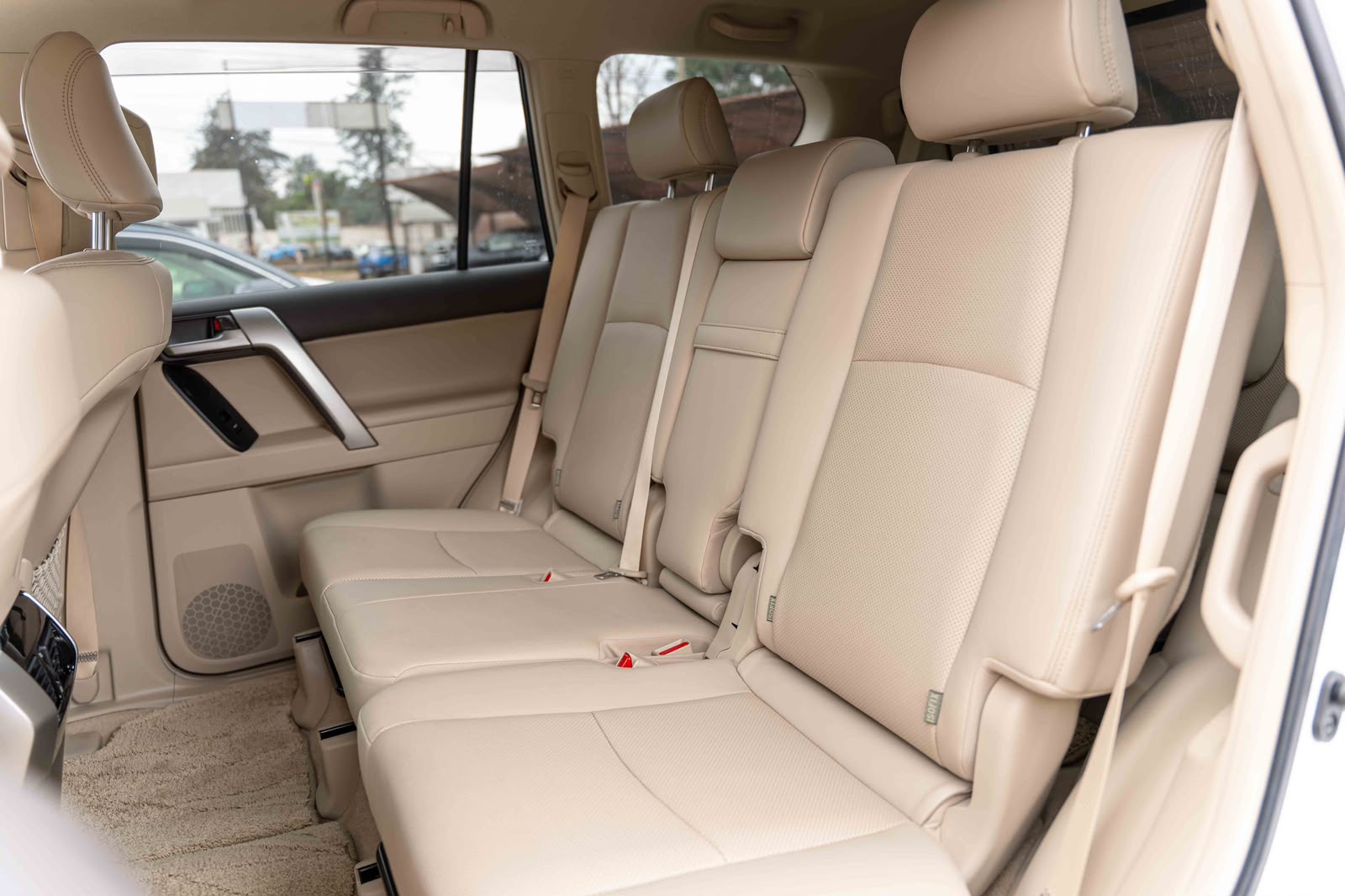 2020 Toyota PRADO TXL photo 7