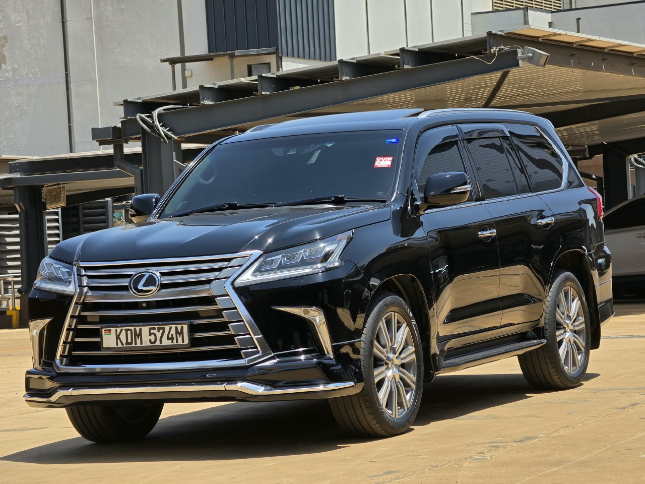 Lexus LX570