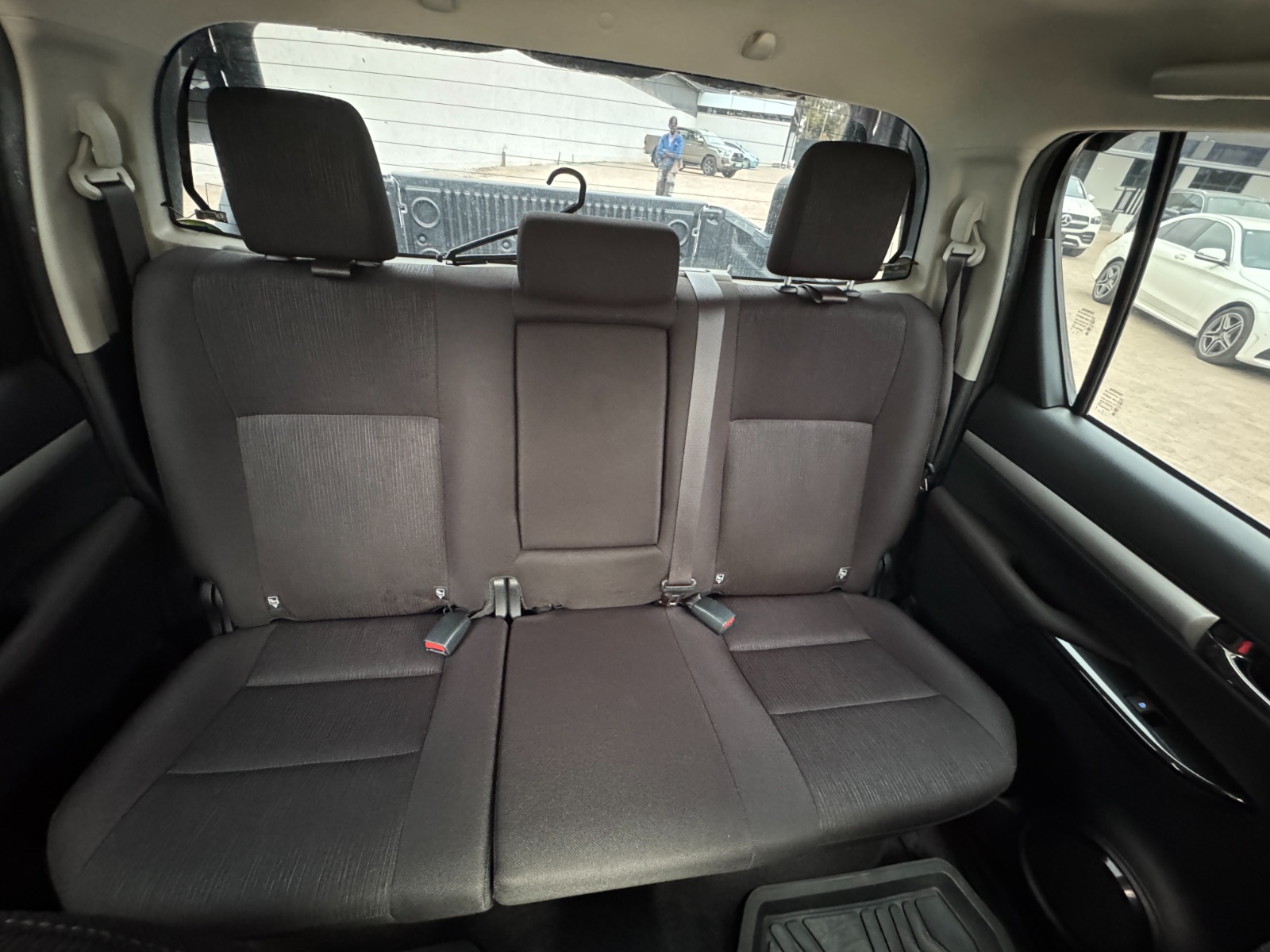 2020 Toyota HILUX photo 15
