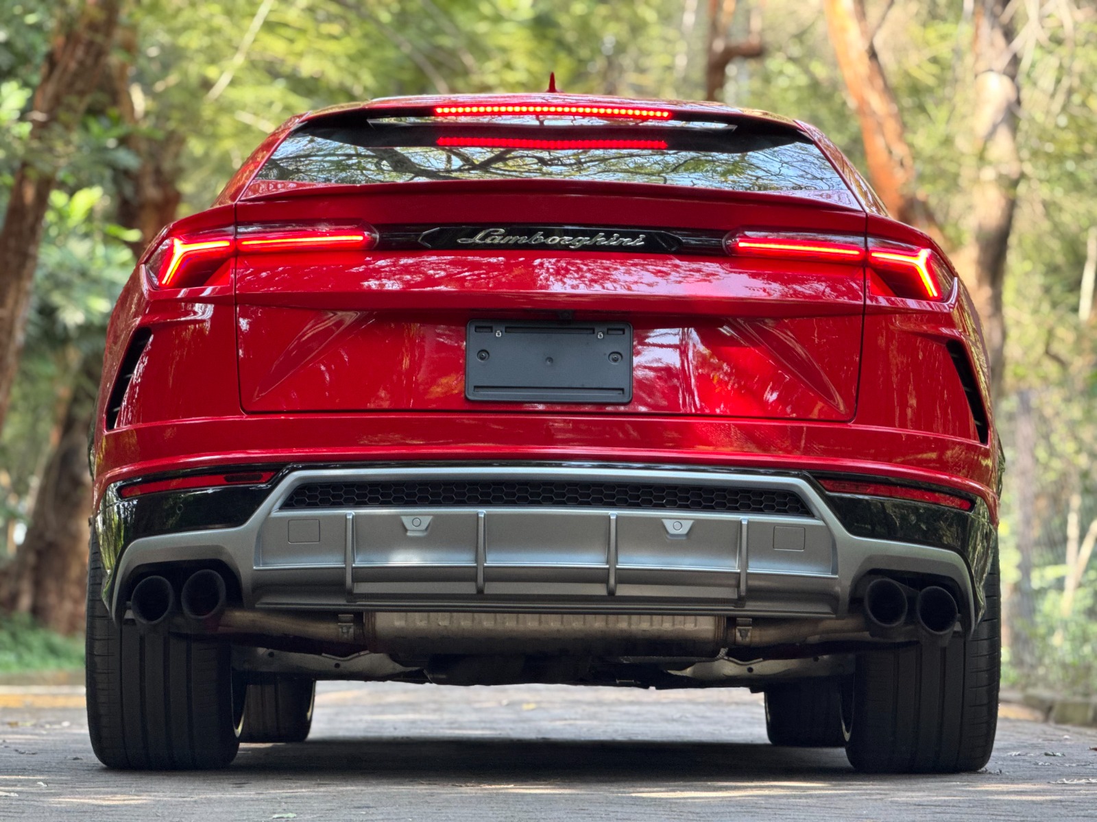 2019 Lamborghini Urus photo 6