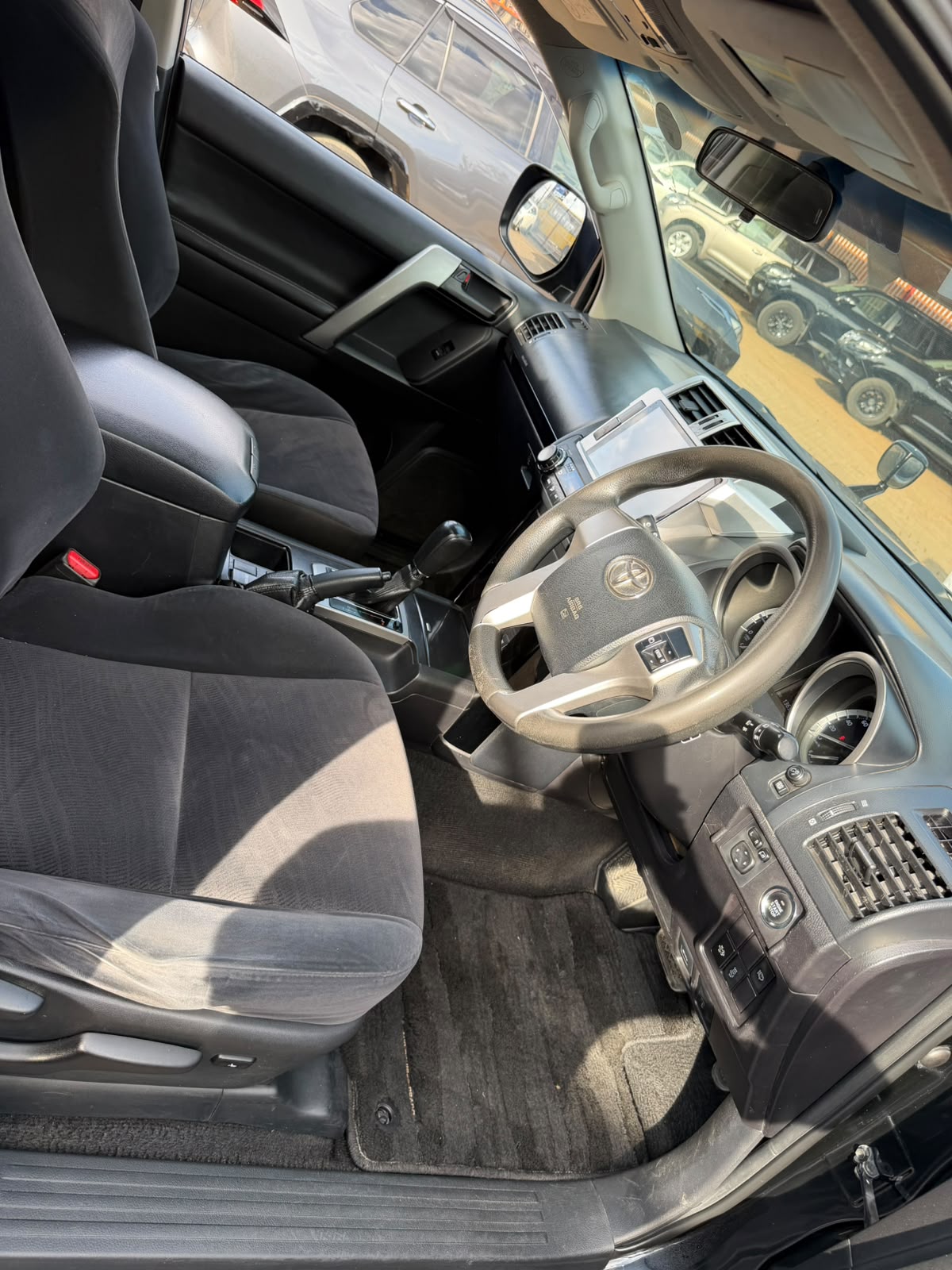 2016 Toyota Land Cruiser Prado J150 photo 11