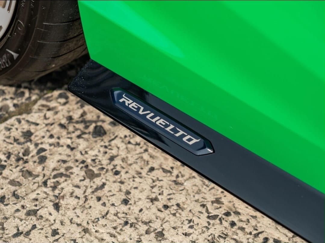 2024 Lamborghini Revuelto photo 16