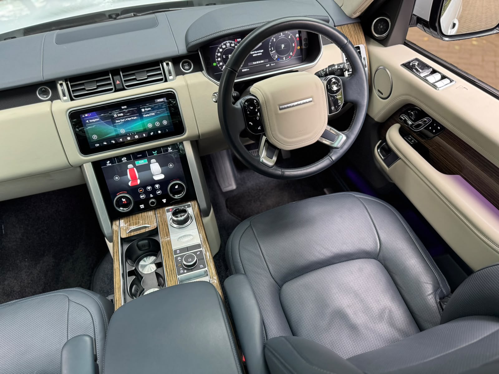 2019 Rand Rover 𝐑𝐀𝐍𝐆𝐄 𝐑𝐎𝐕𝐄𝐑 𝐕𝐎𝐆𝐔𝐄 photo 12