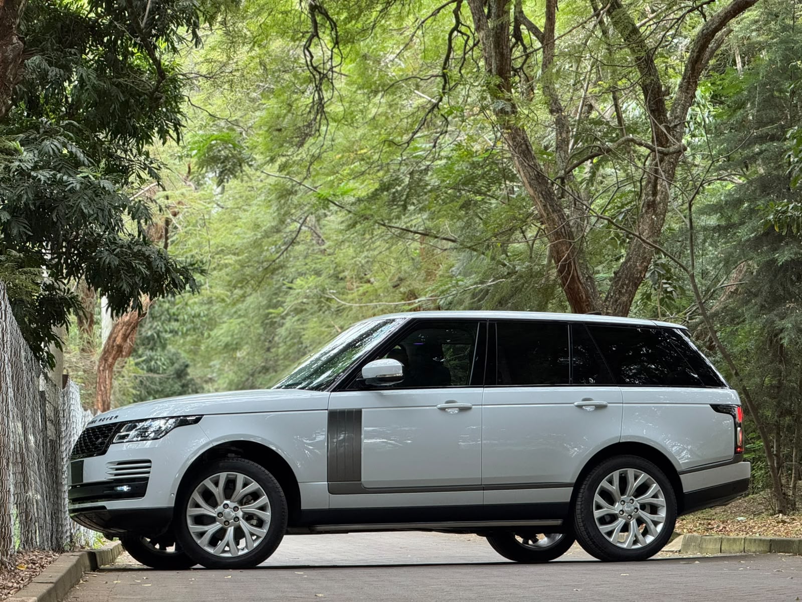 2019 Rand Rover 𝐑𝐀𝐍𝐆𝐄 𝐑𝐎𝐕𝐄𝐑 𝐕𝐎𝐆𝐔𝐄 photo 14