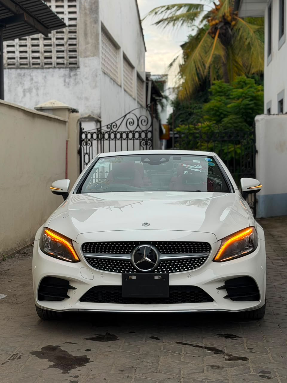 2019 Mercedes C180 Cabriolet photo 2