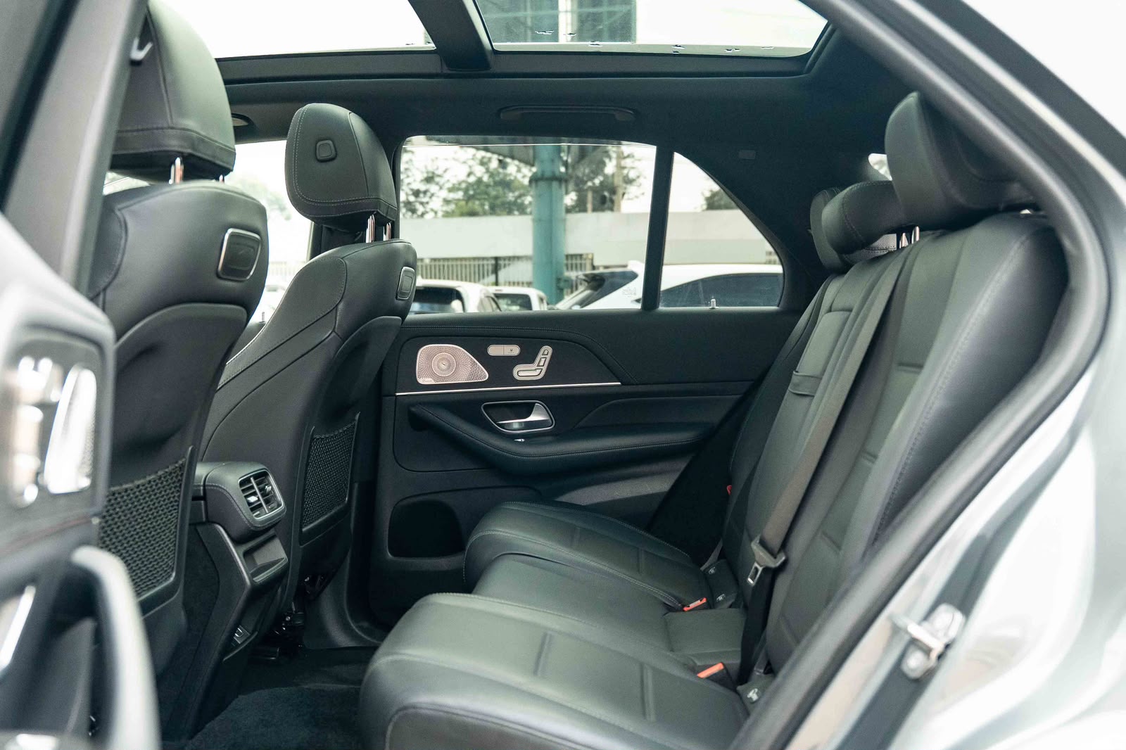 2019 Mercedes GLE400D photo 4
