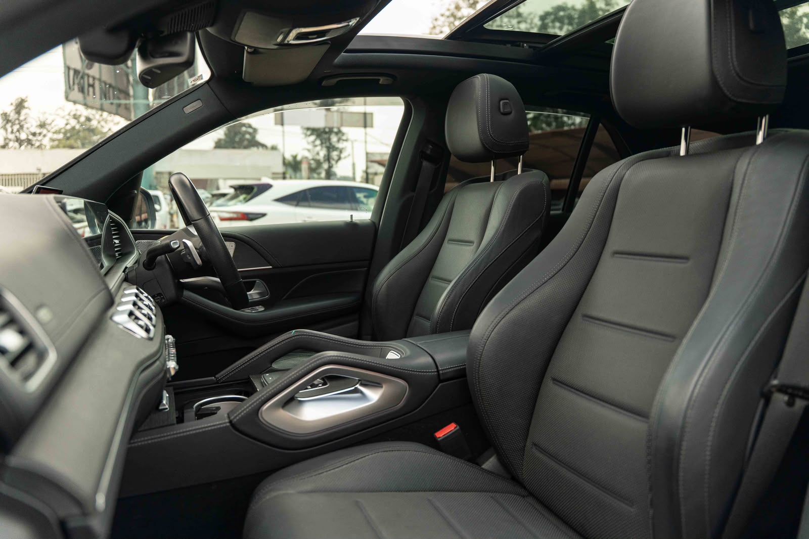 2019 Mercedes GLE400D photo 9