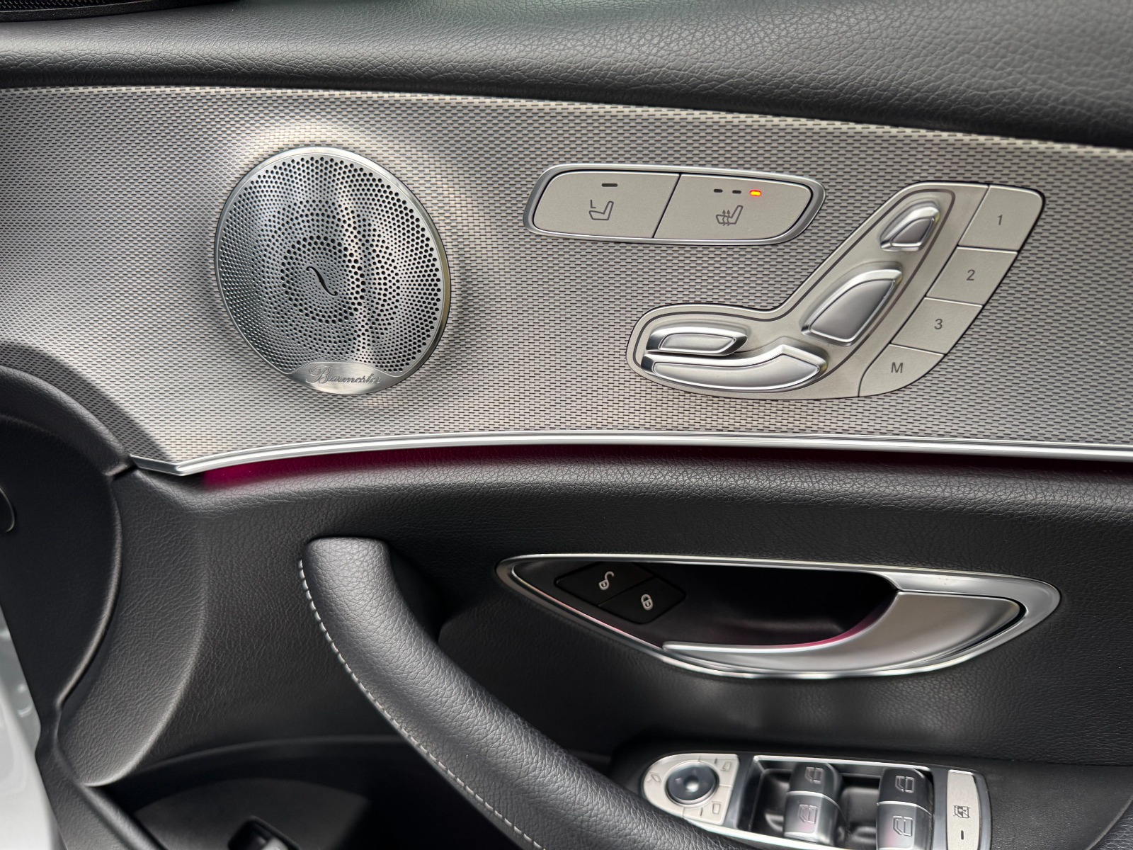 2017 Mercedes 𝐌𝐞𝐫𝐜𝐞𝐝𝐞𝐬 𝐁𝐞𝐧𝐳 𝐄𝟐0𝟎 photo 5