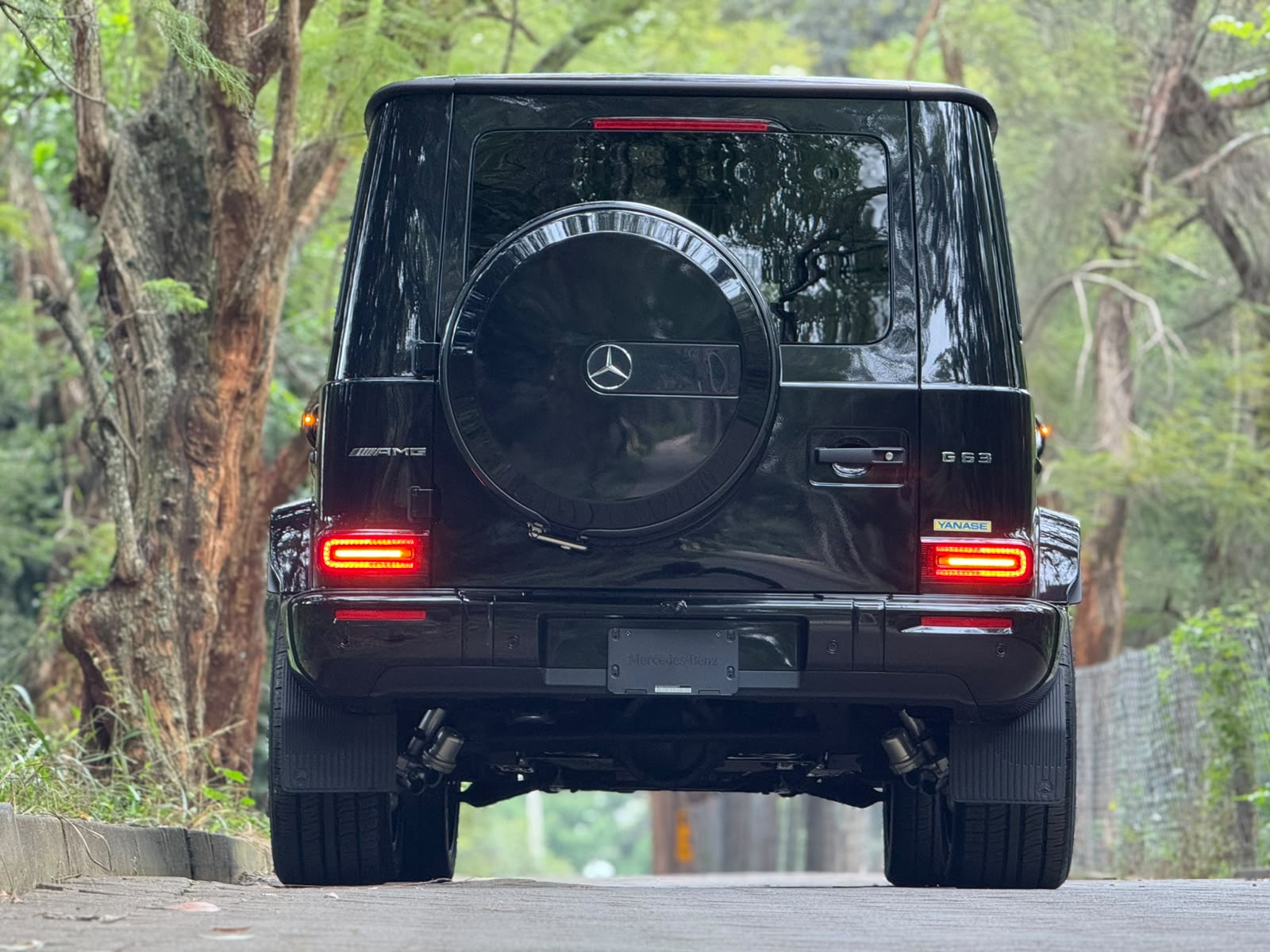 2024 Mercedes 𝐆𝟔𝟑 𝐀𝐌𝐆 photo 3
