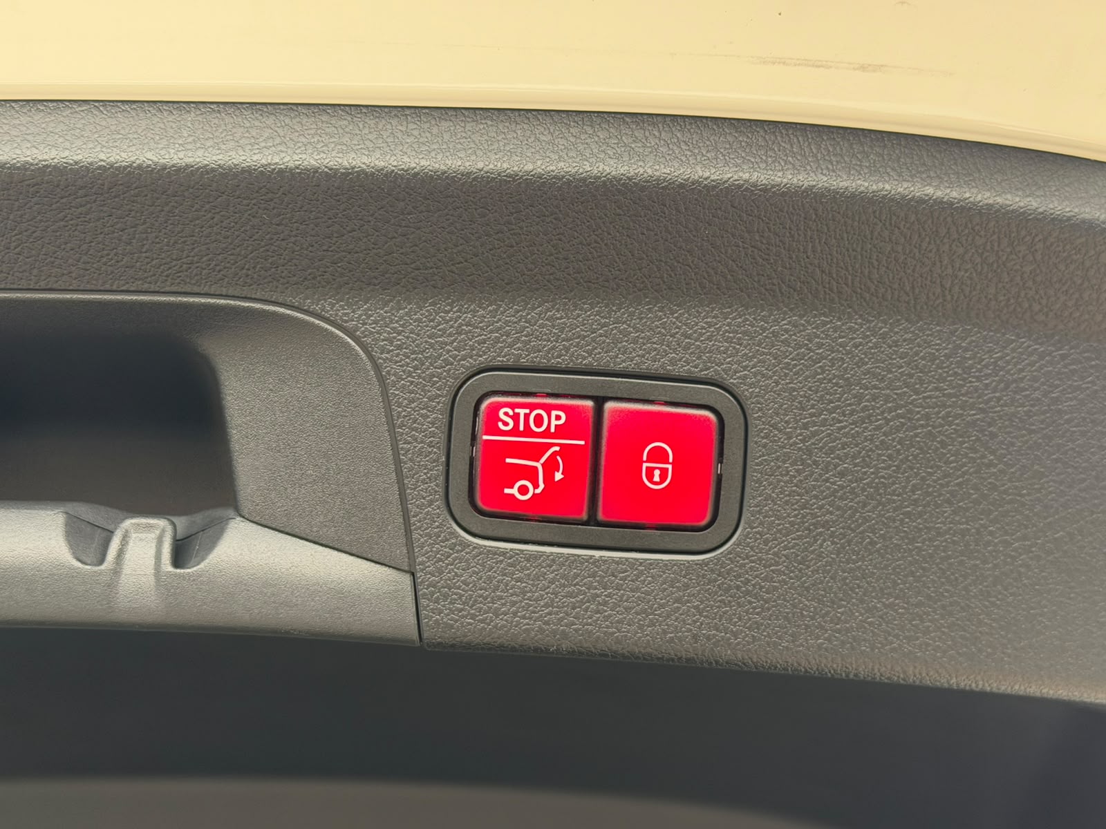 2020 Mercedes GLE400D 4WD BOUNCE MODE photo 13
