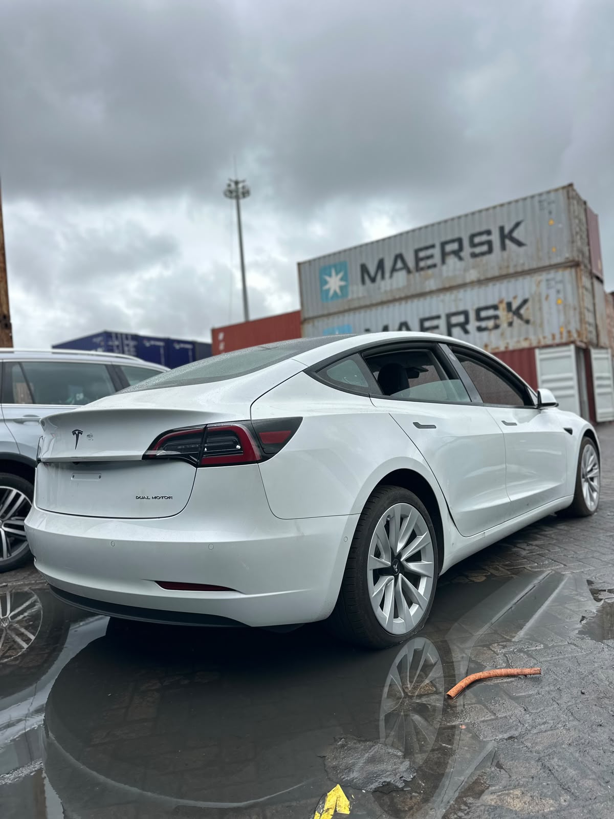 2021 Tesla TESLA MODEL 3 LONG RANGE photo 4