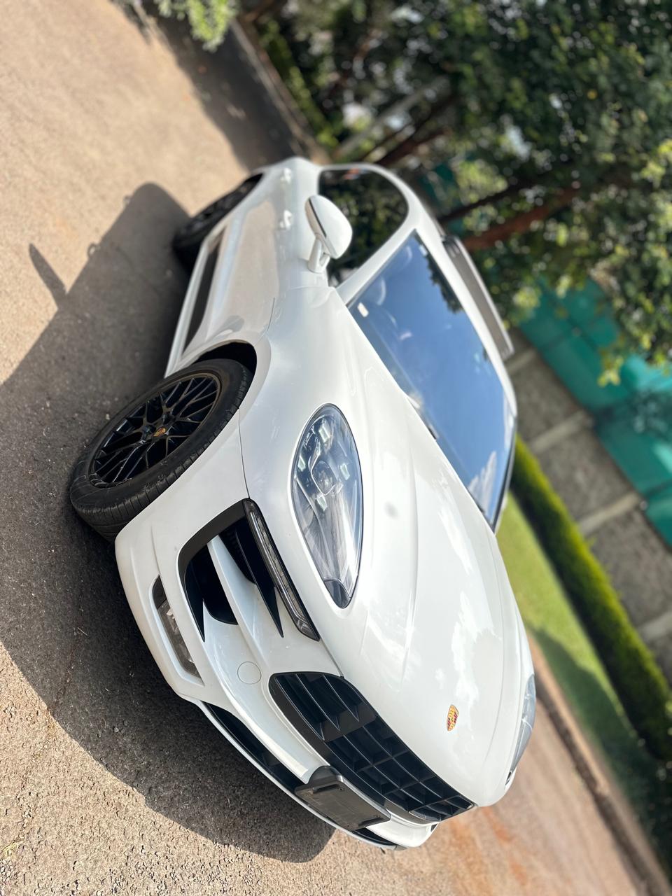 2017 Porsche PORSCHE MACAN GTS photo 10
