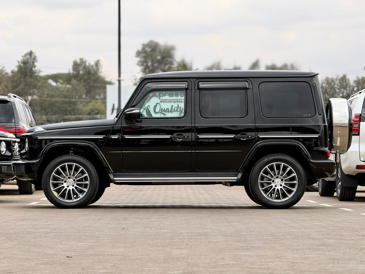 2019 Mercedes G350D G-WAGON photo 4