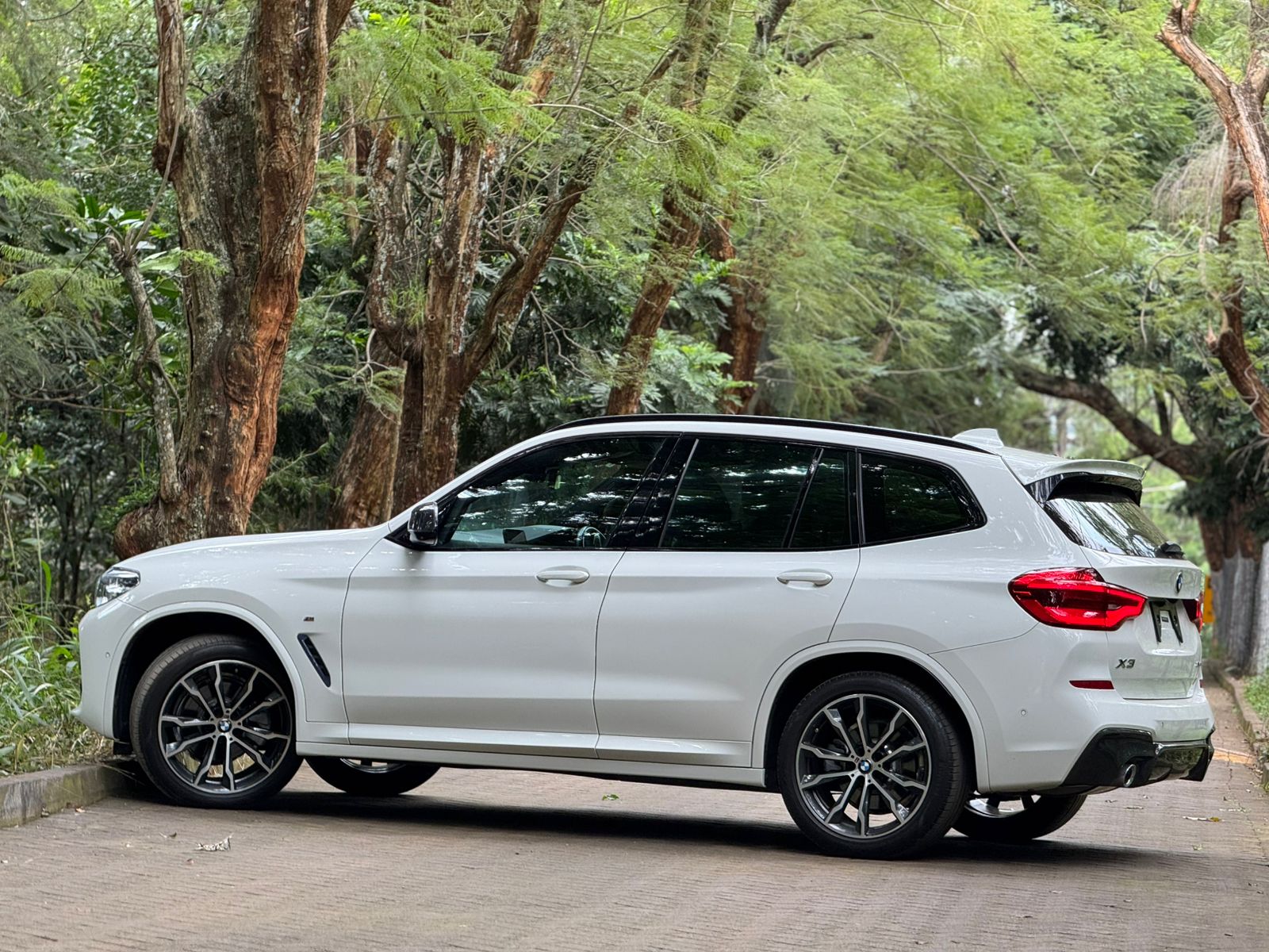 2019 BMW X3 xDrive20d M Sport photo 5