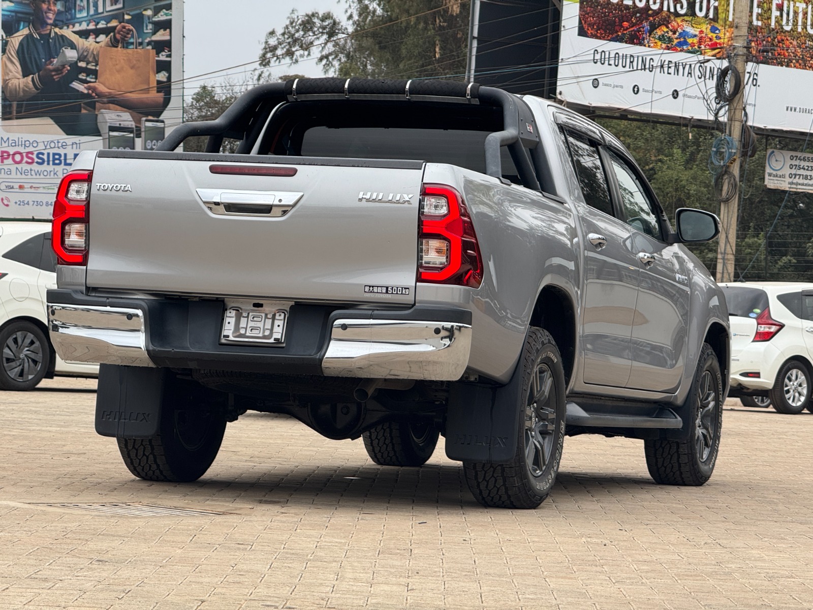 2020 Toyota HILUX photo 5