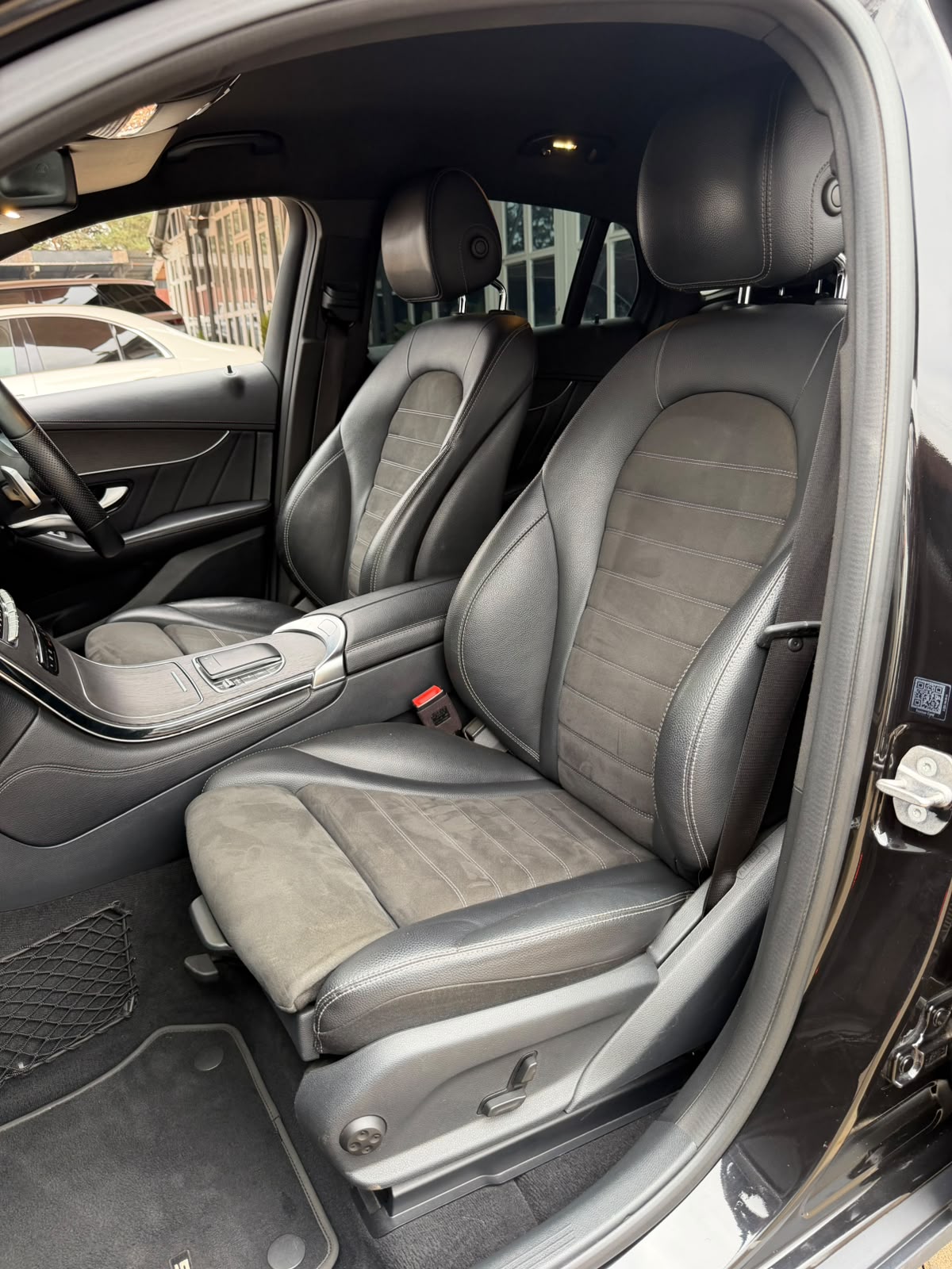 2019 Mercedes Glc220d Coupe photo 4