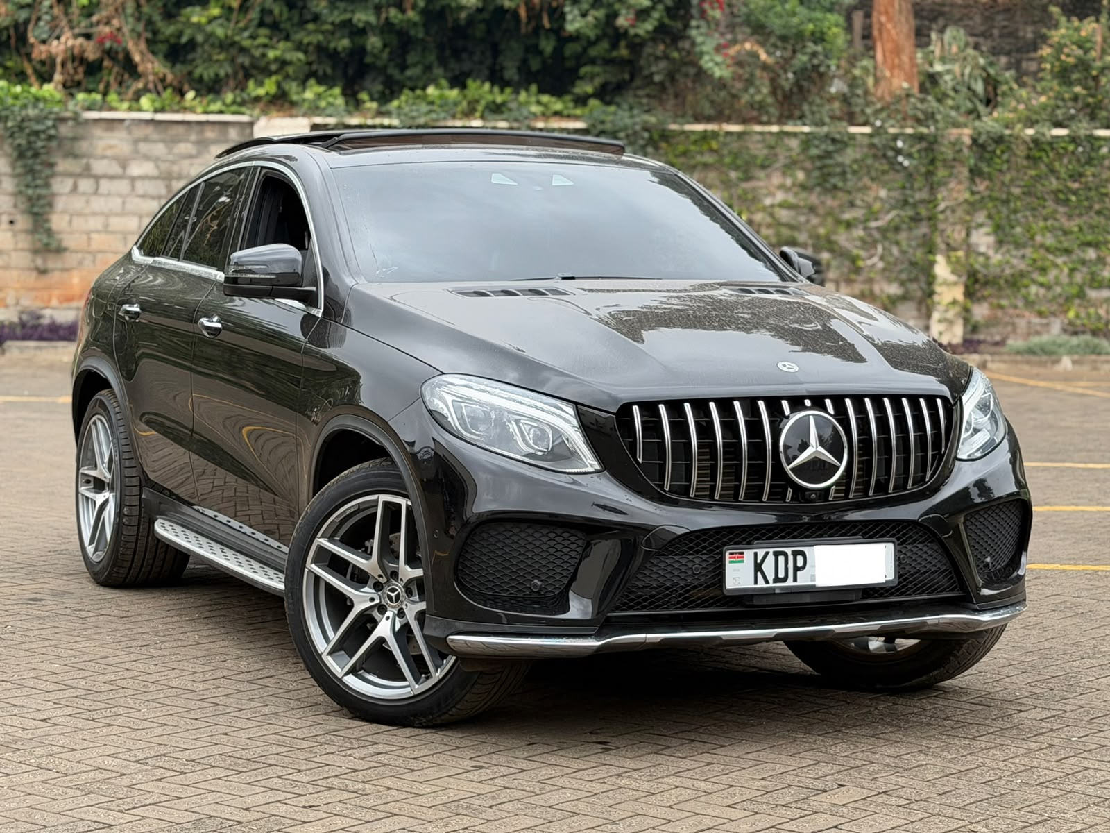 2017 Mercedes GLE350D COUPE AMG-LINE photo 13