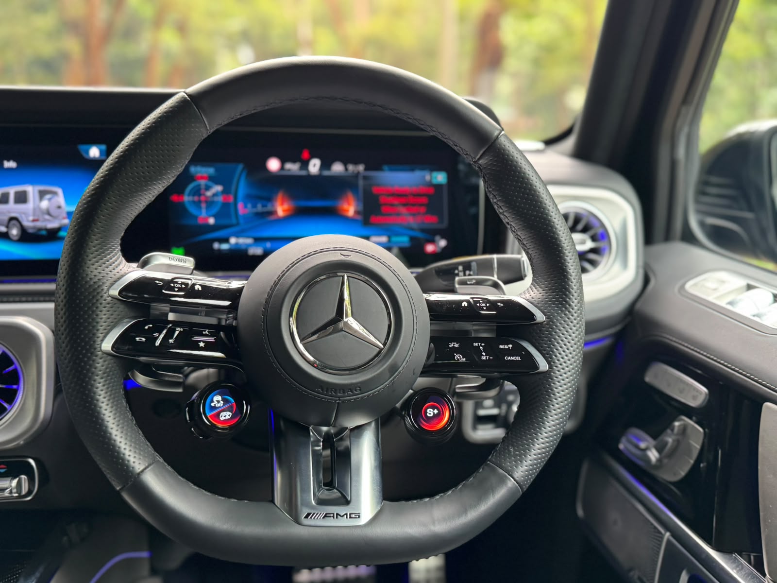 2024 Mercedes 𝐆𝟔𝟑 𝐀𝐌𝐆 photo 16
